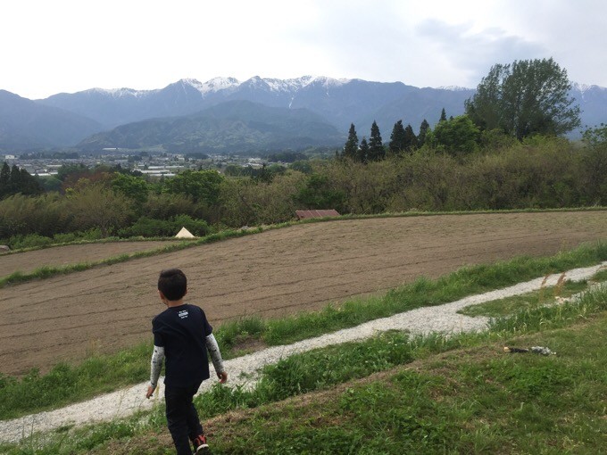 いなかの風を散策中