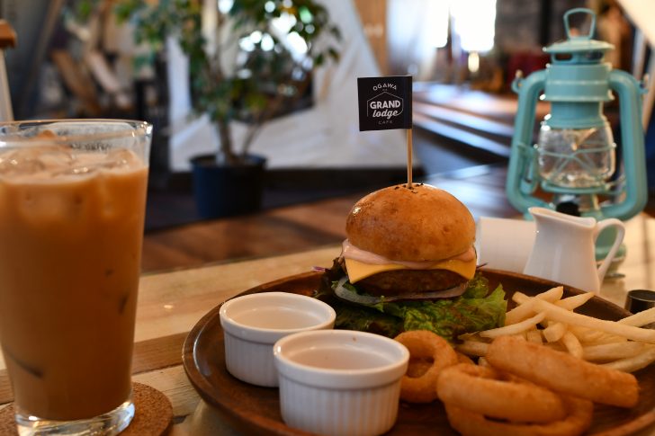 GRAND lodge CAFEで平日ソロランチ