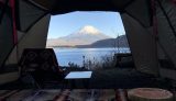 リビングシェルから眺める富士山と本栖湖