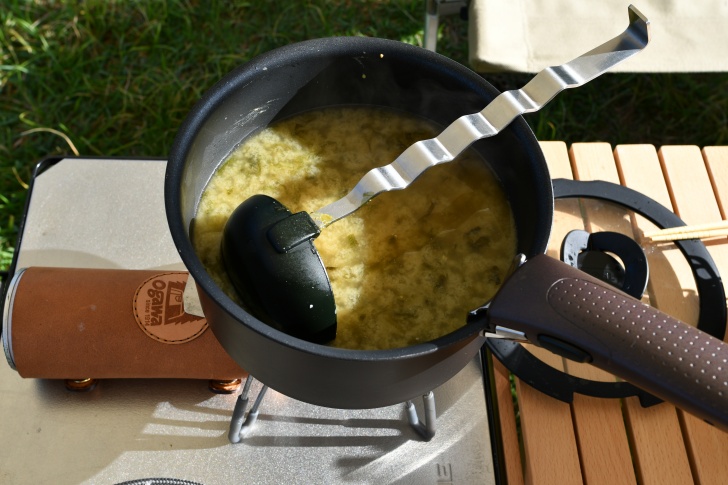 ティファールのソースパン18cmでお味噌汁を作る