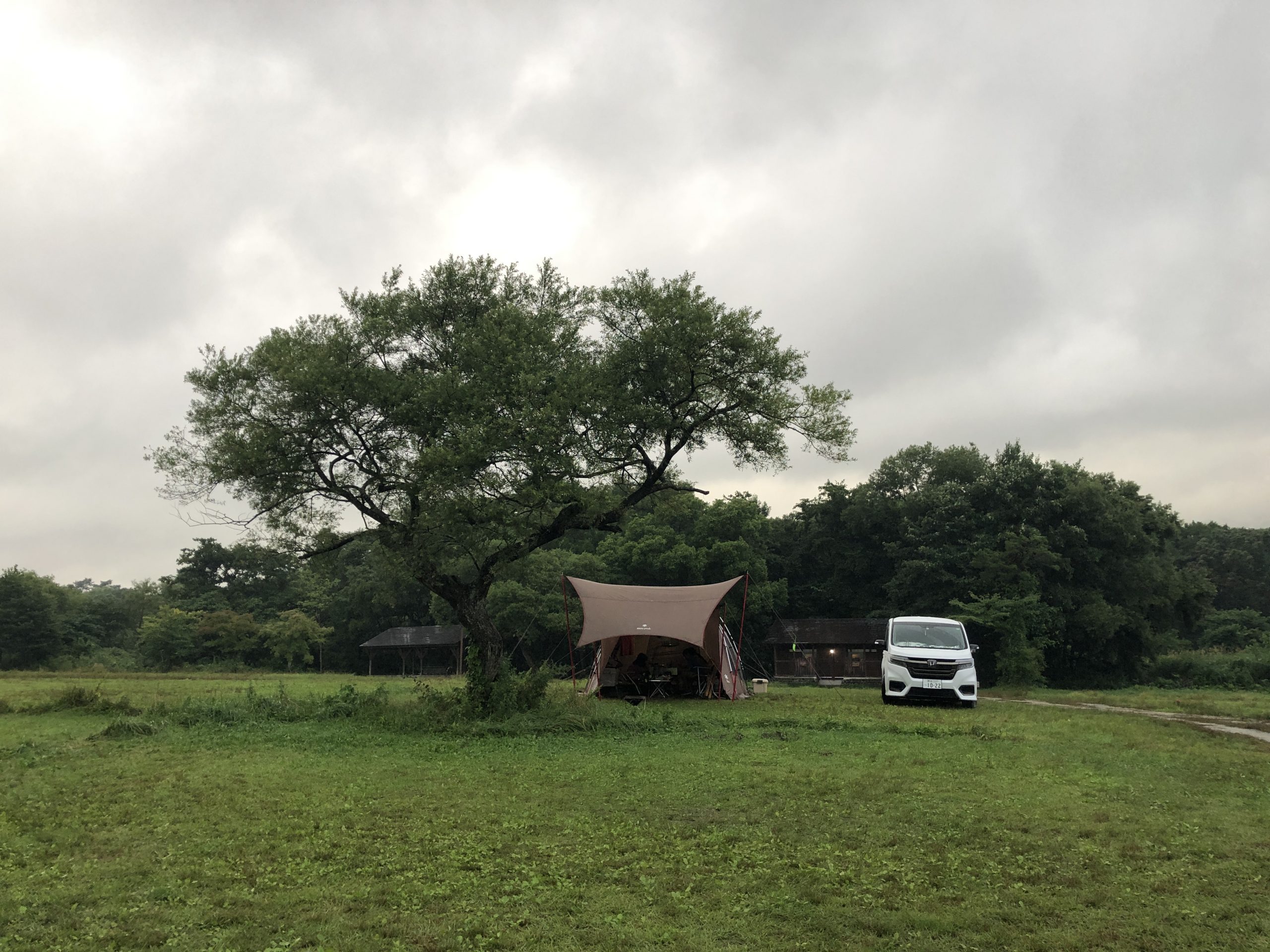 避暑地の夏は涼しくて快適 休暇村裏磐梯で土砂降りキャンプ