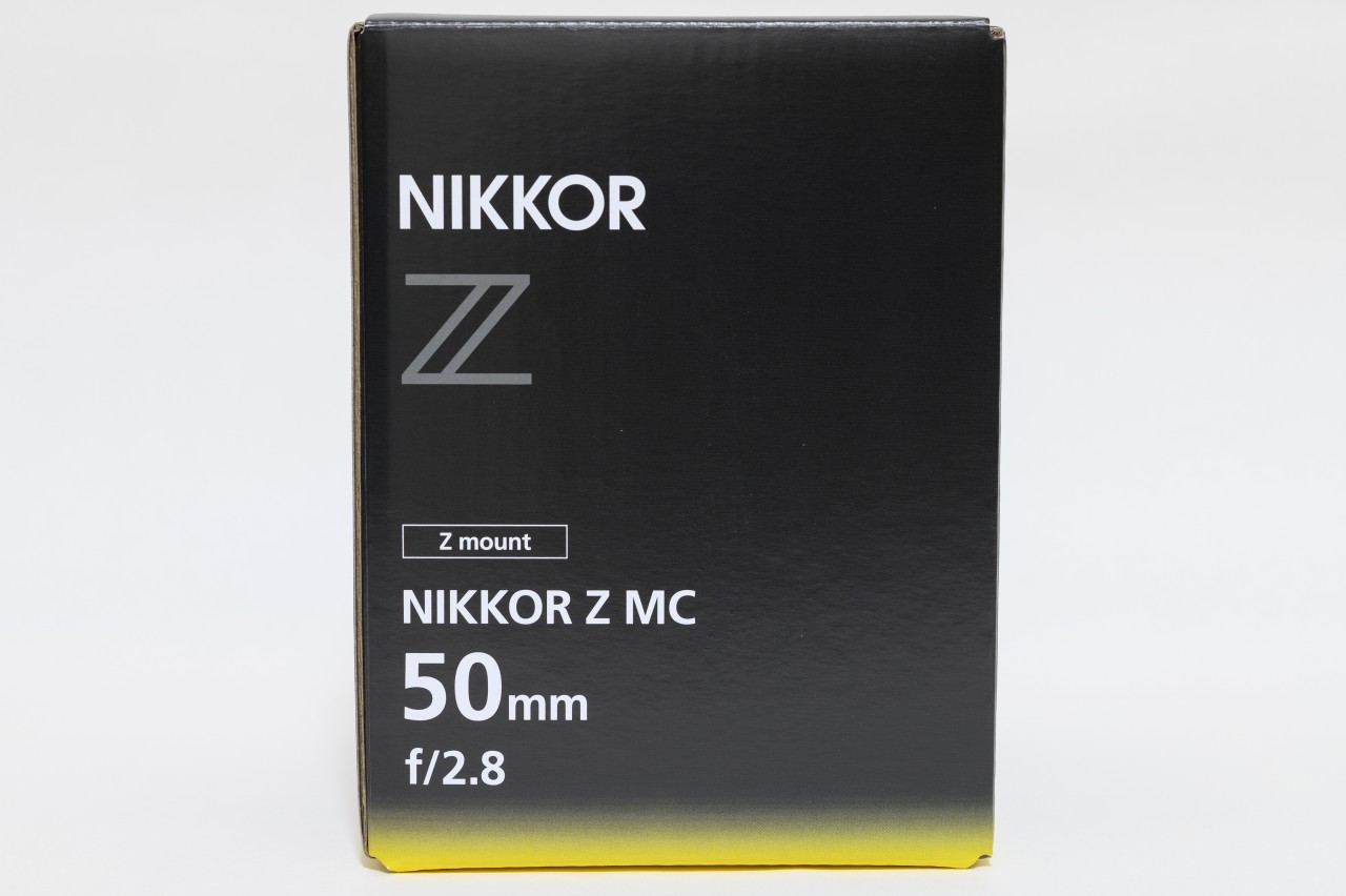 NIKKOR Z MC 50mm f2.8の外箱