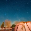 大子広域公園グリンヴィラで星空撮影。オリオンと壊れかけのテント